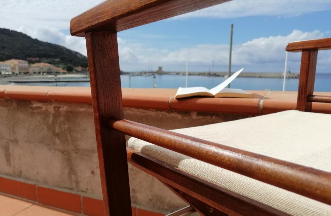 La Casina Di Alice Lägenhet Marciana Marina  Exteriör bild